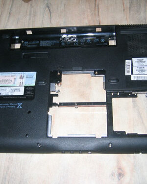 Carcasa Inferior Notebook Hp Dv6000 / Zye38at3batp033e